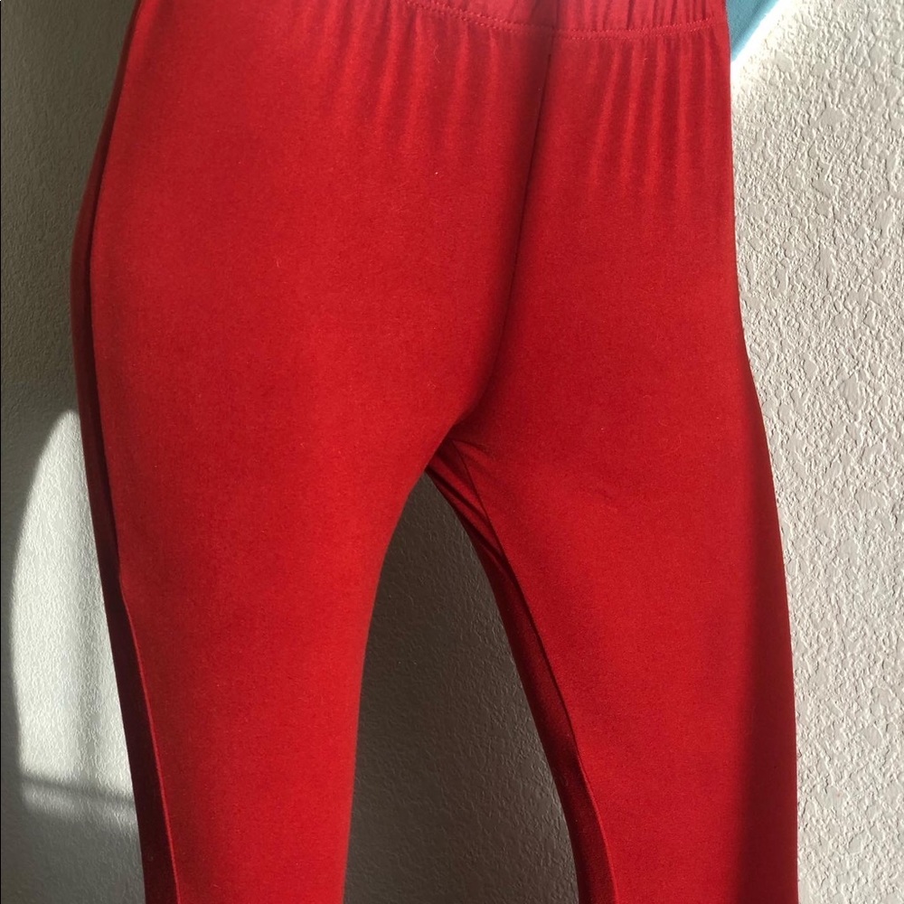 ❤️❤️RED FLARE OUTS❤️❤️